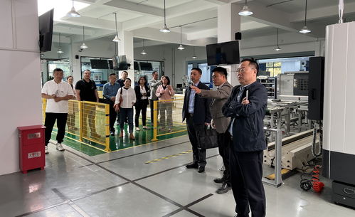 德國知名跨境咨詢服務(wù)公司product ident gmbh創(chuàng)始人方莉一行來校訪問交流，共探信息咨詢服務(wù)新機(jī)遇